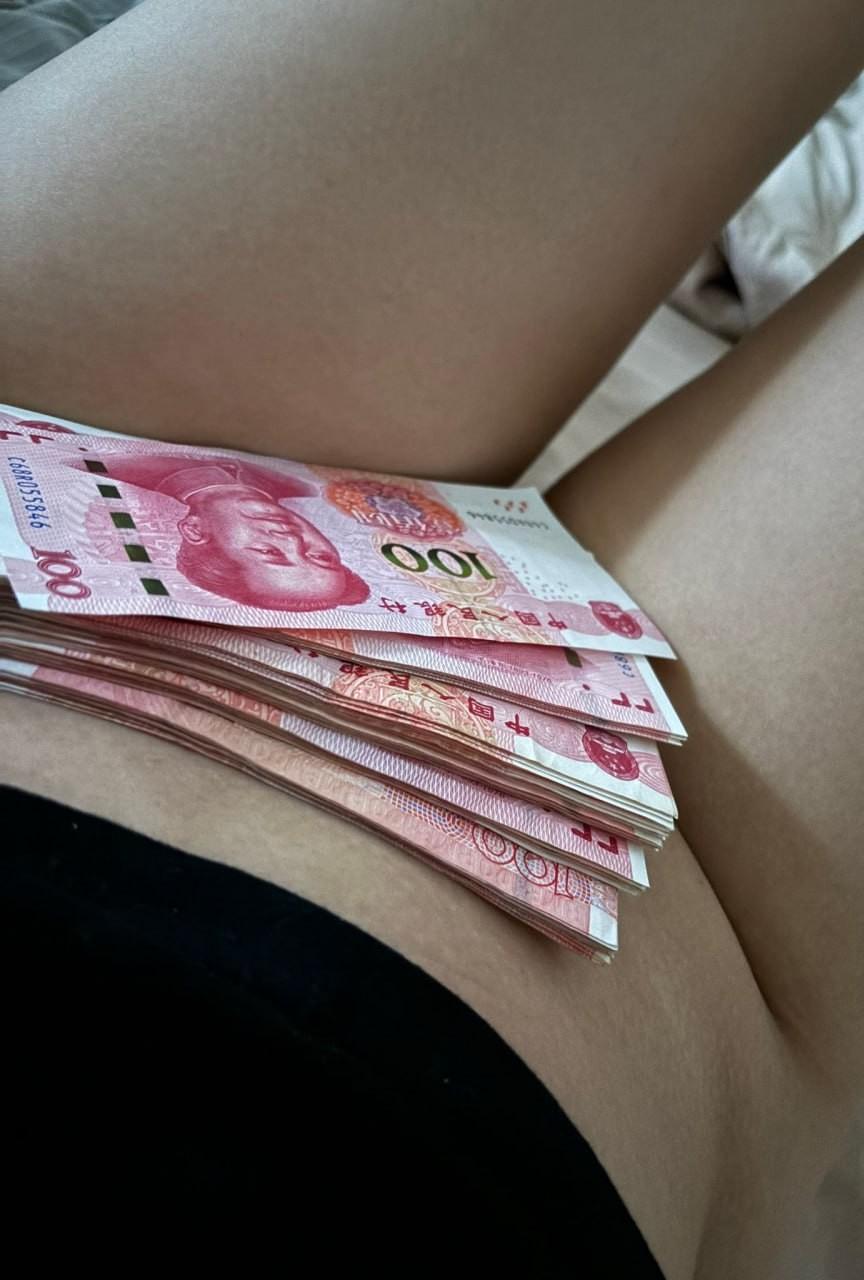 我和小茹荒唐的十几年封面